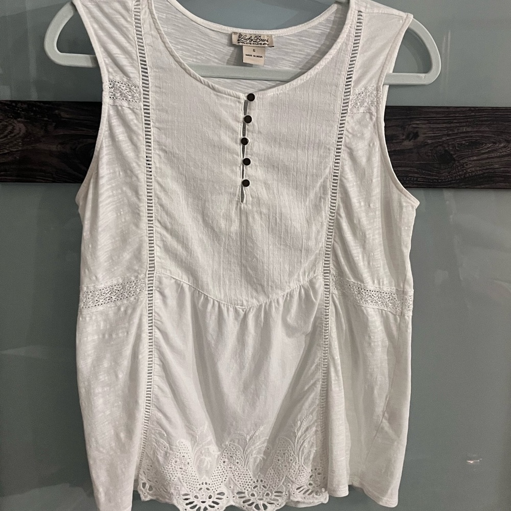 Lucky Brand white knit embroidered tank top size small